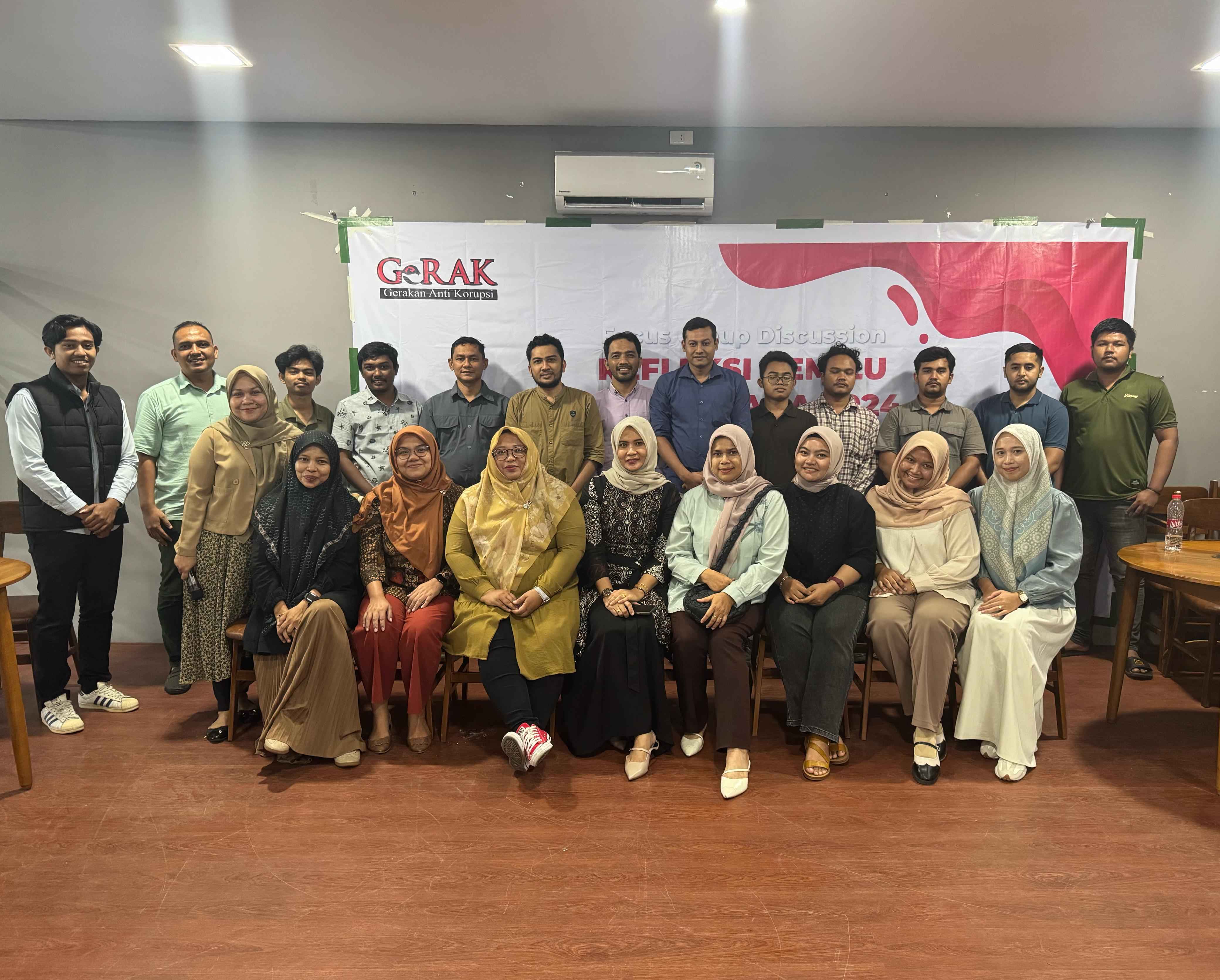 Bawaslu Kota Banda Aceh Ely Safrida Hadiri FGD Refleksi Pemilu dan Pilkada 2024 Bersama GeRAK Aceh