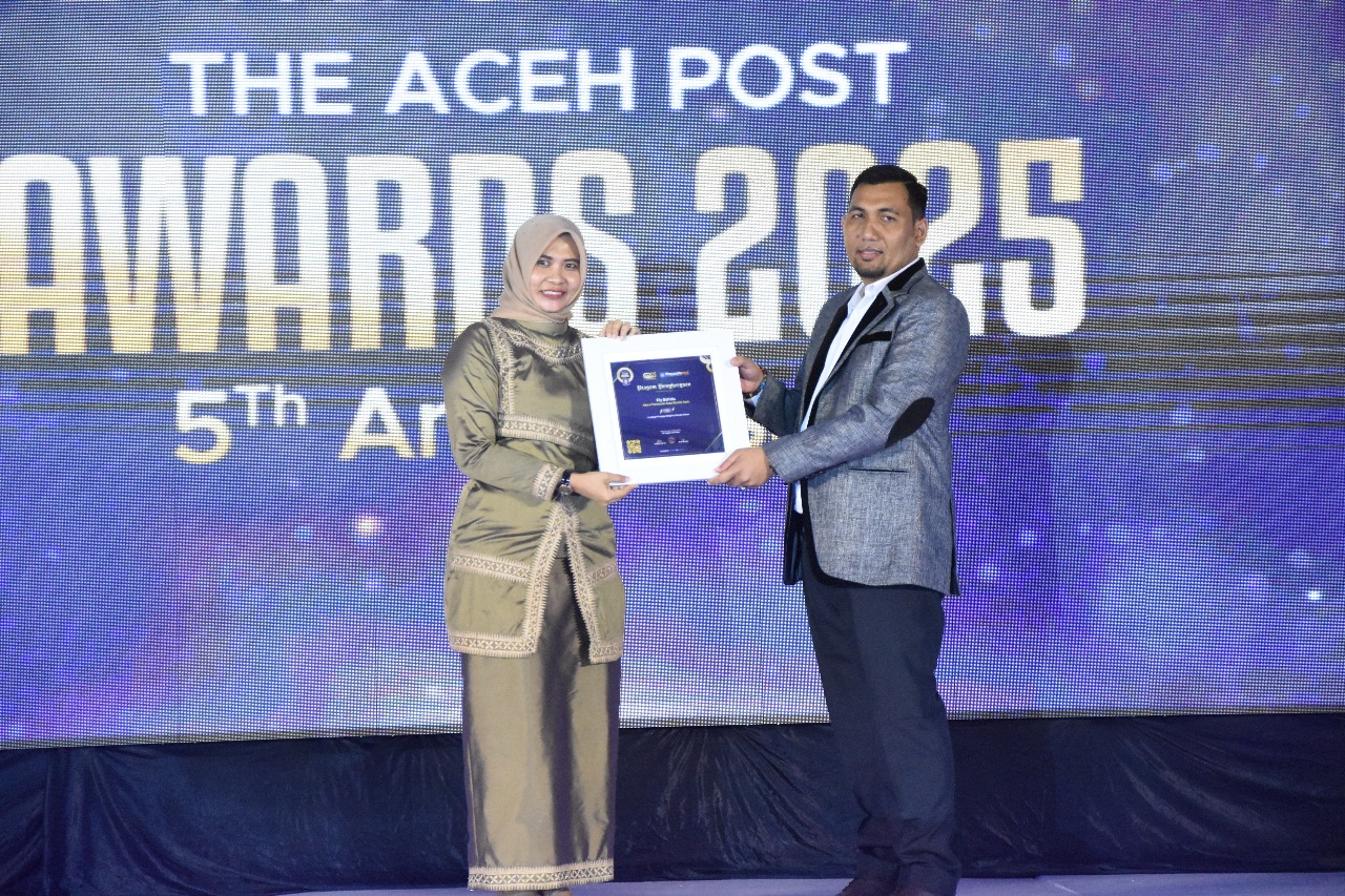 Bawaslu Kota Banda Aceh Terima Penghargaan "Lembaga Penjaga Integritas Pemilu Damai" dari The Aceh Post