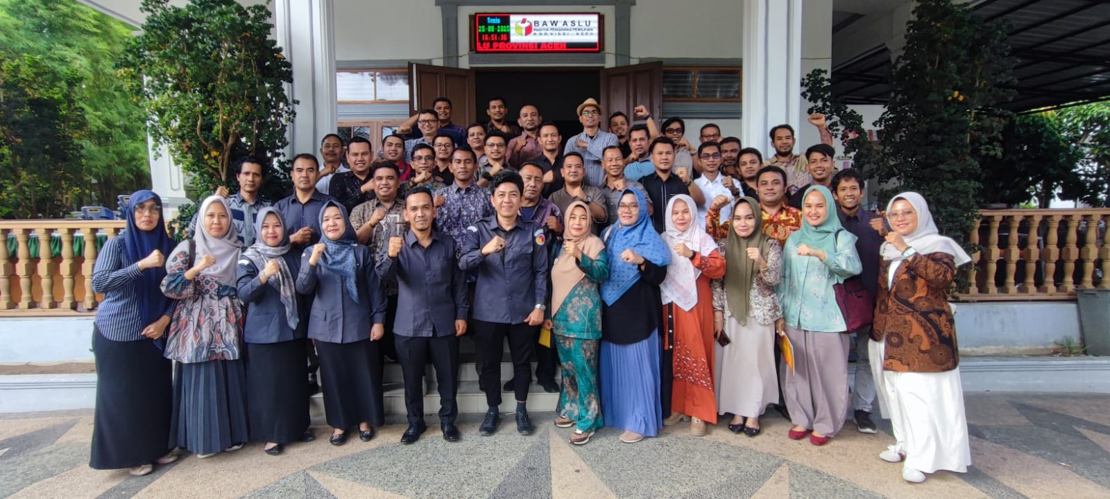 Bawaslu Kota Banda Aceh Ikuti Diskusi Klinik Demokrasi Hukum Bahas Kodifikasi Undang-Undang Pemilu