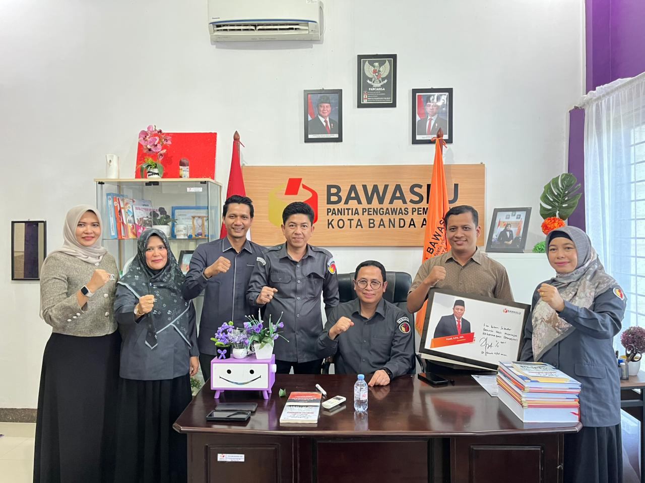 Kunjungan Kerja Anggota Bawaslu Kota Banda Aceh Dr. Puadi, S.Pd., M.M. Ke Bawaslu Kota Banda Aceh
