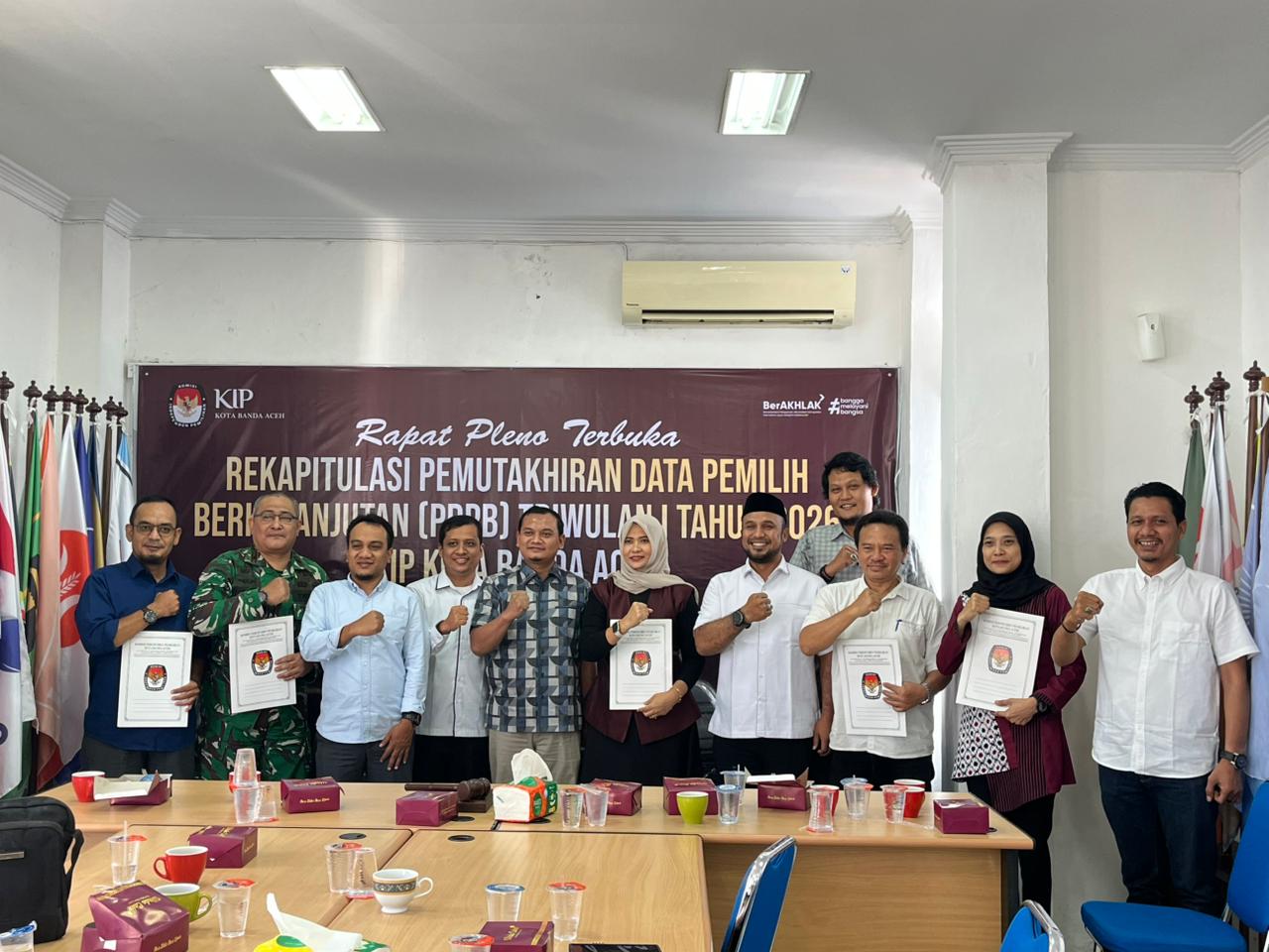 Bawaslu Kota Banda Aceh Hadiri Pleno Terbuka Penetapan PDPB Triwulan I Tahun 2026