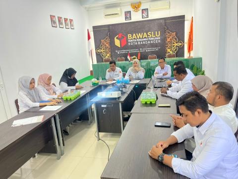 Bawaslu Kota Banda Aceh Perkuat Kinerja Kelembagaan melalui Evaluasi Internal