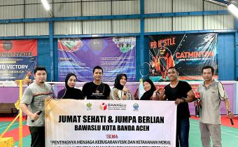 Bawaslu Kota Banda Aceh Laksanakan Kegiatan Jumat Sehati