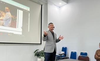 Bawaslu Kota Banda Aceh Ikuti Tarining Public Speaking Tingkatkan Skill Komunikasi