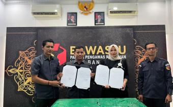 Bawaslu Kota Banda Aceh Tandatangani Indikator Kinerja Utama Tahun 2026